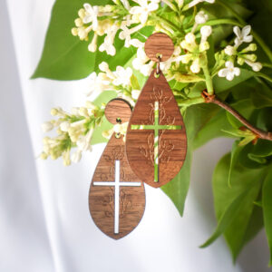 puidust kõrvarõngad